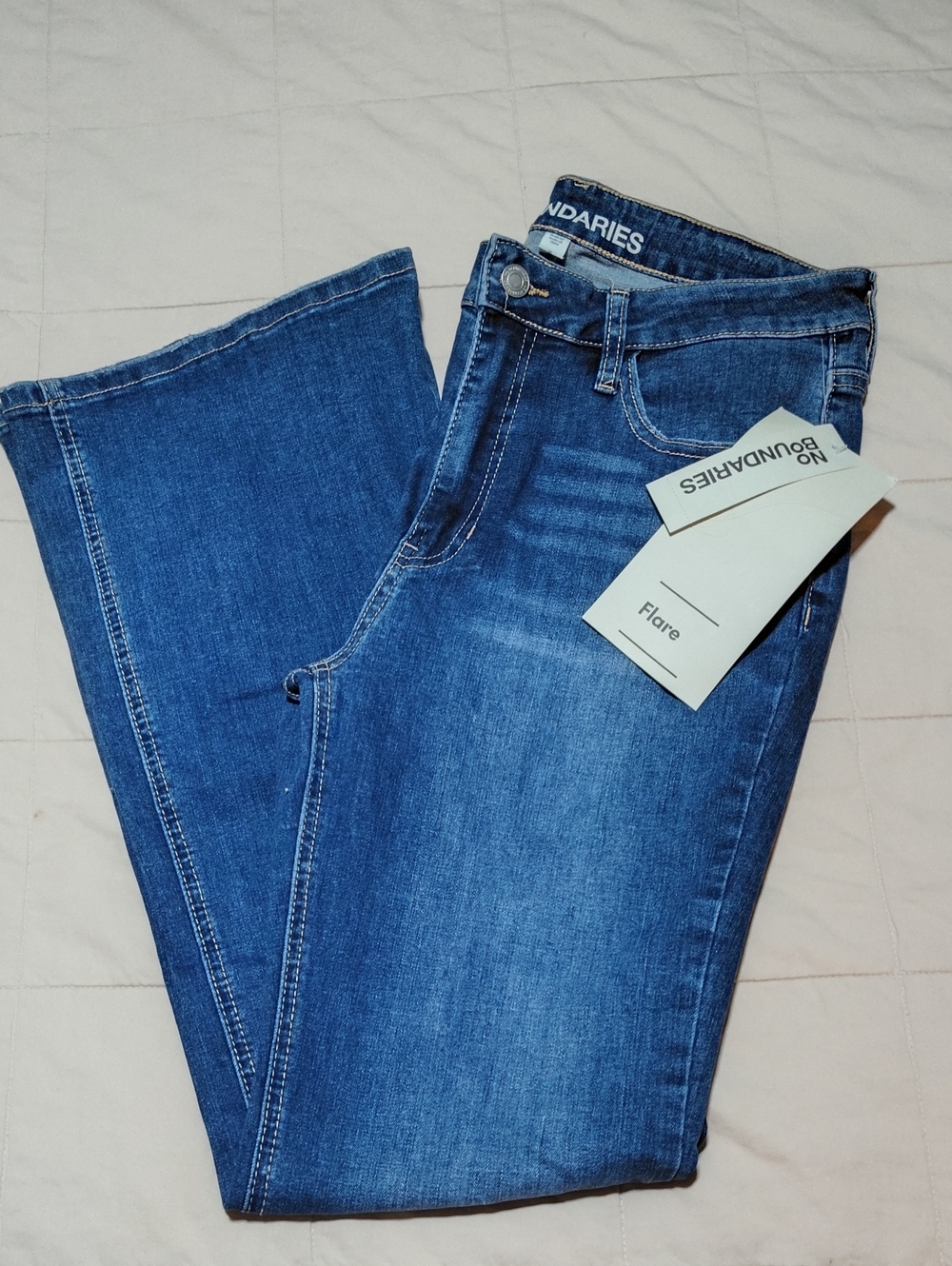 NWT No Boundaries Medium Blue Flare Jeans Size 12